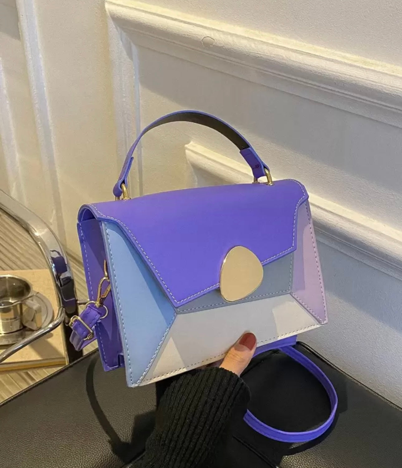 Clutch cross bag